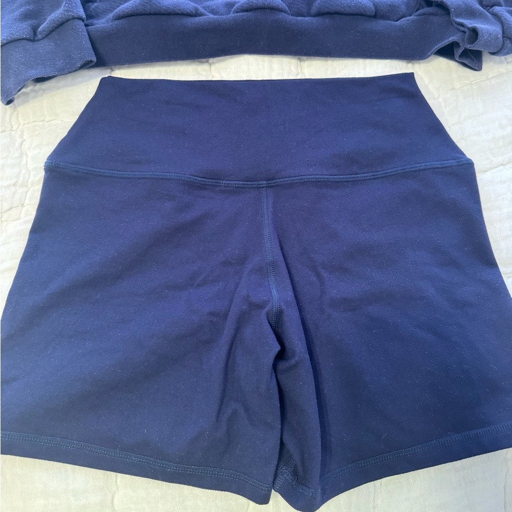 Set x Reebok collab 1/4 zip and bike shorts - Picture 3 of 5